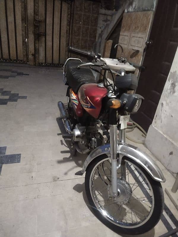 Honda CD70 urgent for sale one hand use in Good condition 1