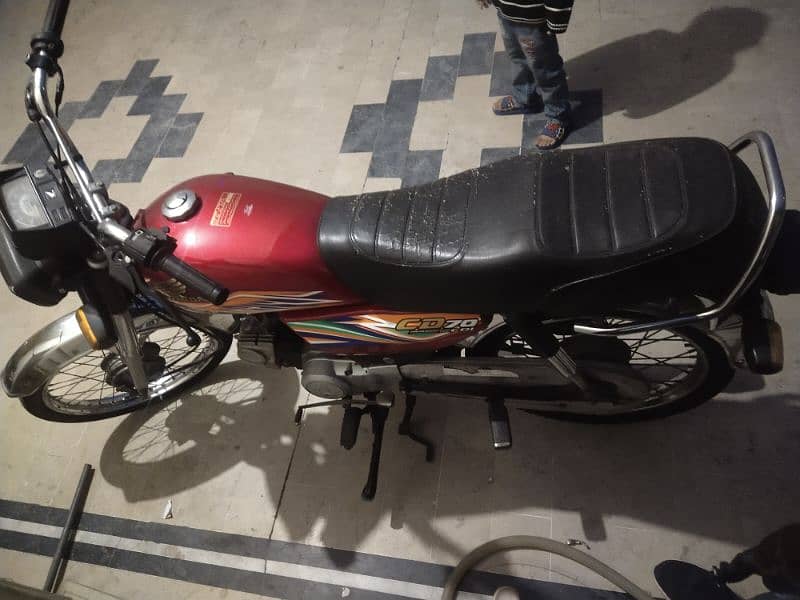 Honda CD70 urgent for sale one hand use in Good condition 2