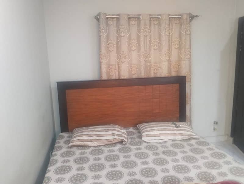 2 Bed Furnished Flat For Rent In Pwd Main Road 4