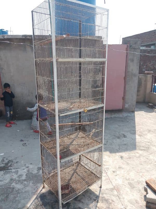 4 portion parrot cage 2 by 1.5 good condition 8