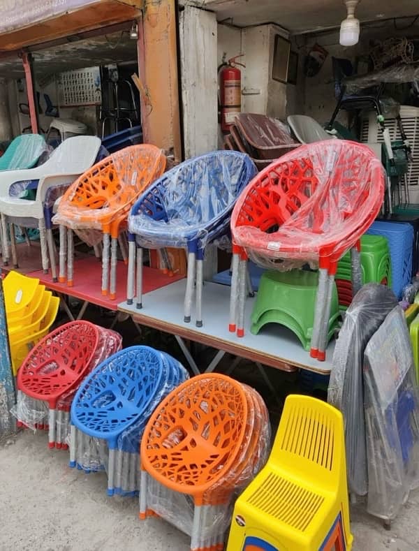 plastic chairs 1