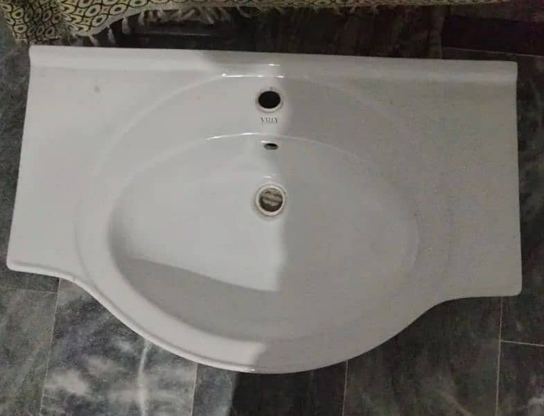 Large size washbasin 2