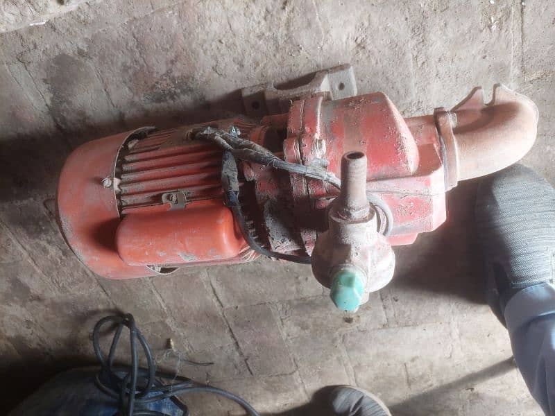 lal water pump 1