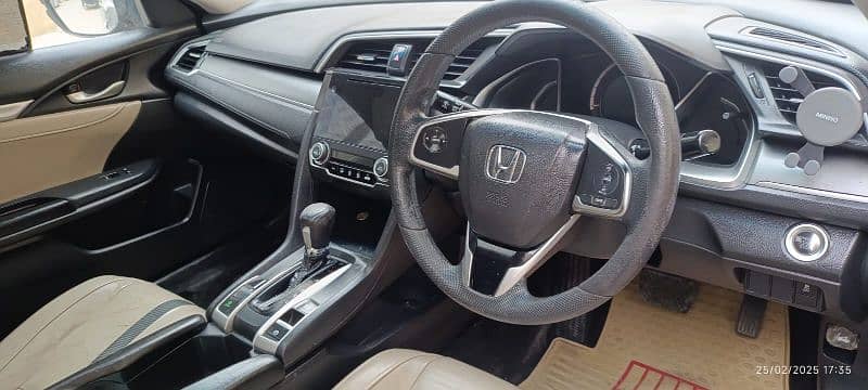 Honda Civic Oriel 2017 5