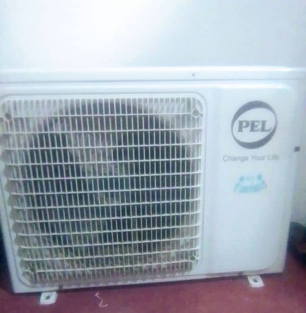 Pel inverter AC 1 ton 8