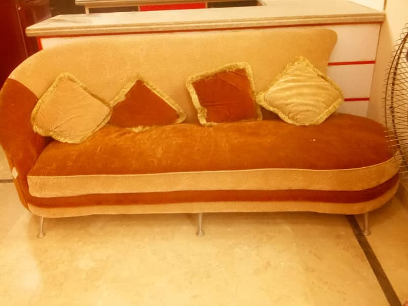 5 Seater "SOFA SET" for sale. 0