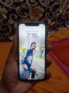 iPhone 11 jv 64GB