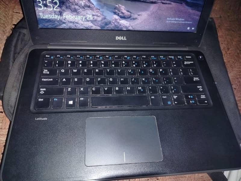 Dell latitude 3380 2