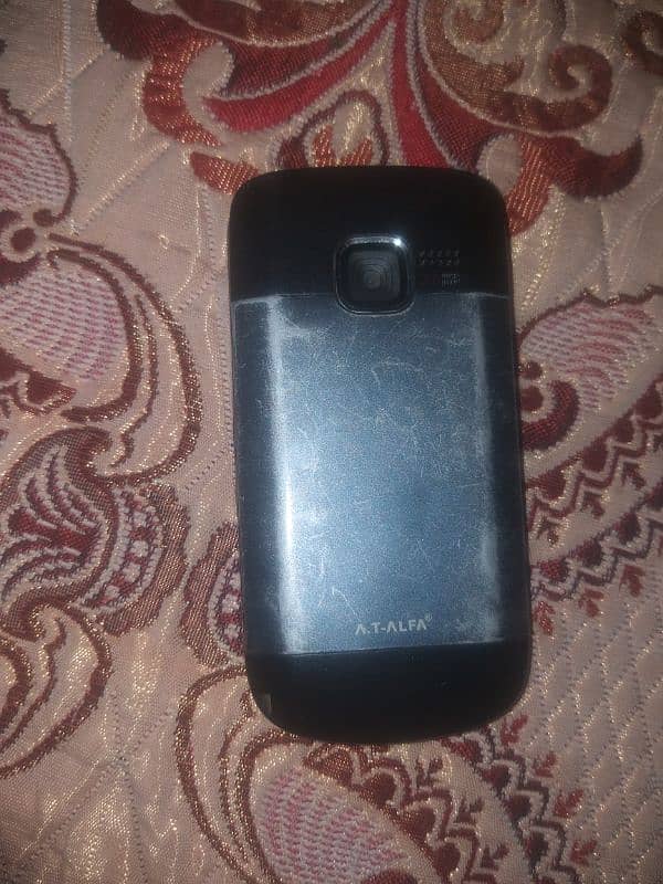 Nokia c3 mobile phone 2