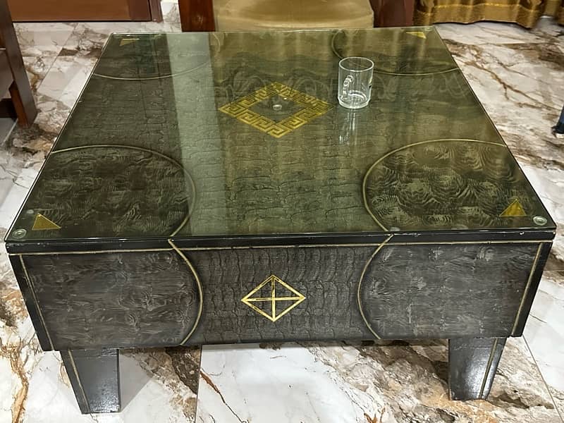 center table new condition 1