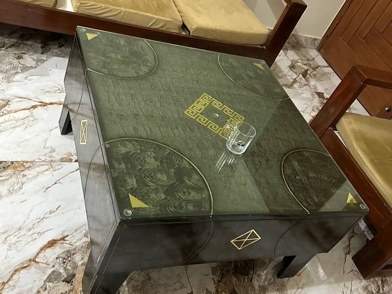 center table new condition 2