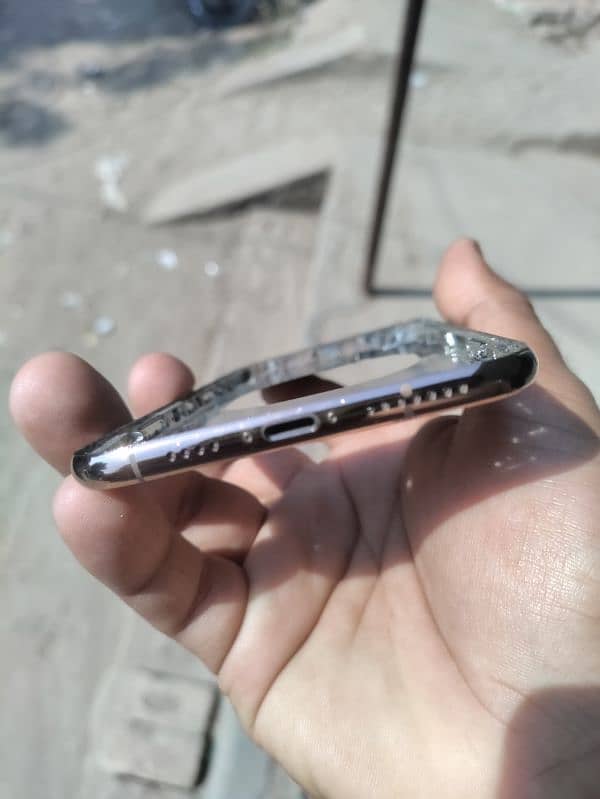 Xs Max some Geniun parts avaiable 10