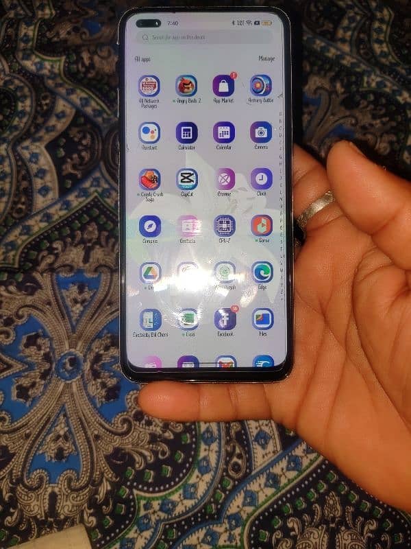 oppo f17 pro in lush condition 1