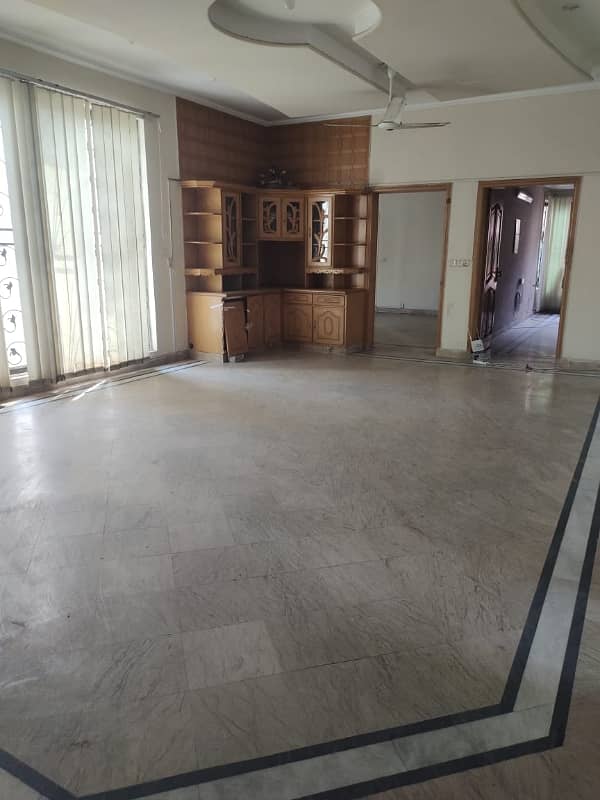 01 KANAL INDEPENDENT UPPER PORTION LOWER PORTION LOCKED FOR COMMERCIAL OFFICE FOR RENT IN JOHAR TOWN 4