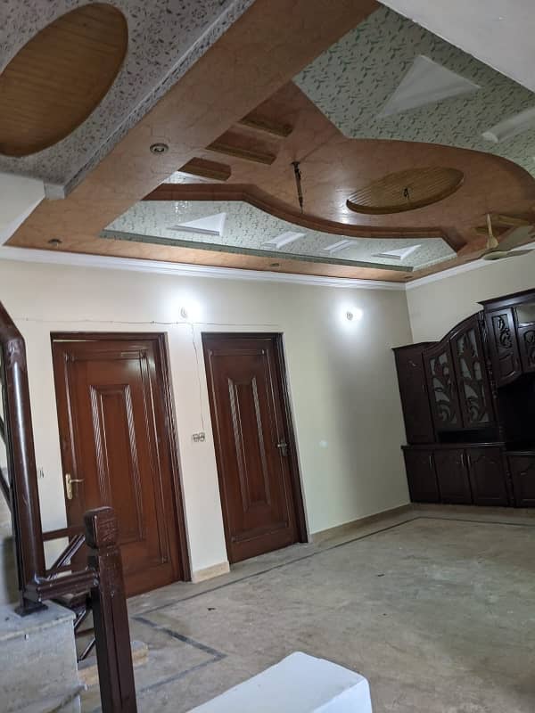 01 KANAL INDEPENDENT UPPER PORTION LOWER PORTION LOCKED FOR COMMERCIAL OFFICE FOR RENT IN JOHAR TOWN 12