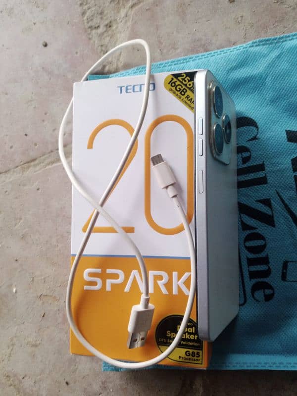 tecno spark 20 8 256 PTA Approved 2