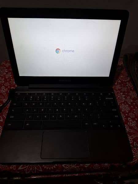 Samsung chrome with original charger 6