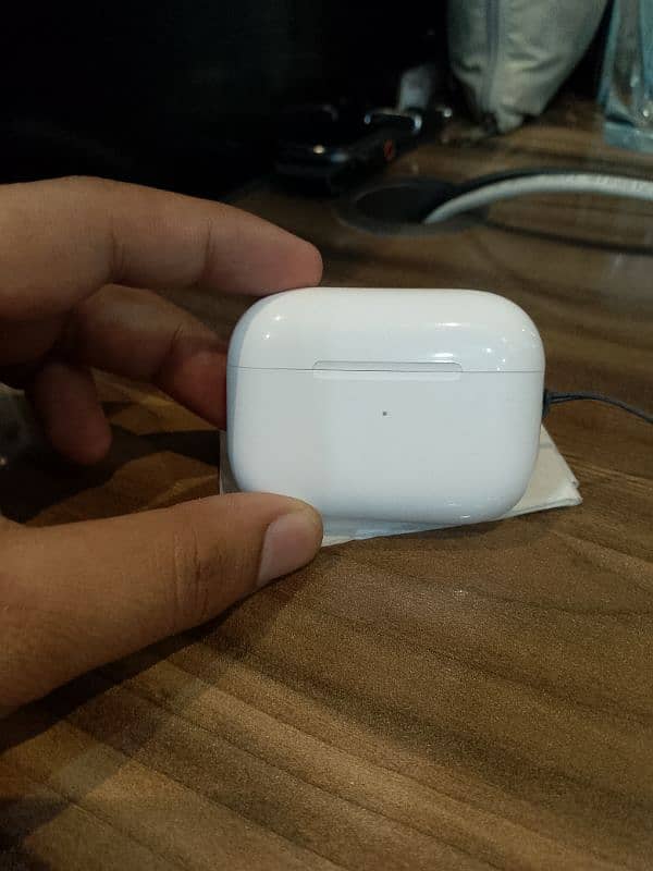 AirPods Pro 6