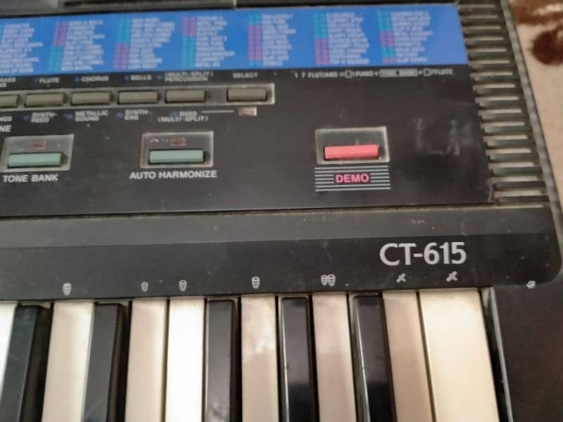 Casio Piano CT-615 2