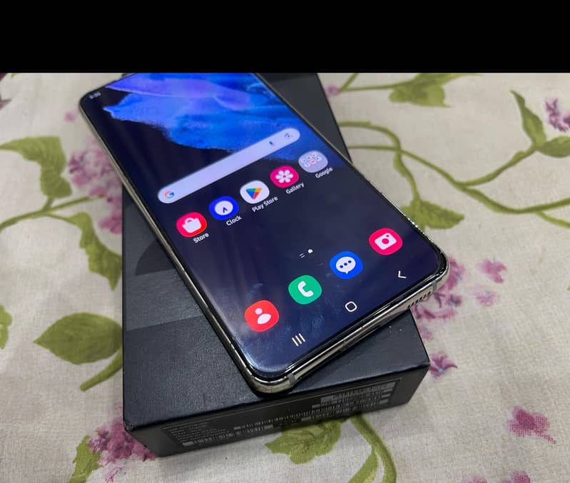 S21 Official Pta. Phantom White Color. 8GB/256GB. Full Box. Dual Sim. 4
