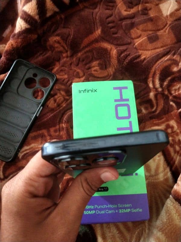 infinix Hot 40i 3