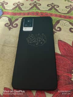 vivo v21 condition 10/8