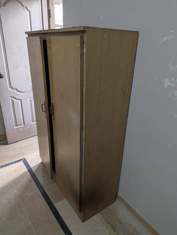 wardrobe for sale size 3.5/5. double door good condition. 1