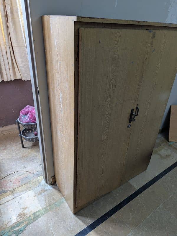 wardrobe for sale size 3.5/5. double door good condition. 2