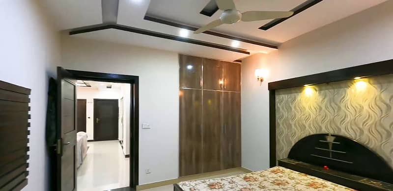 8 Marla Lavish House For SALE In Johar Town 2