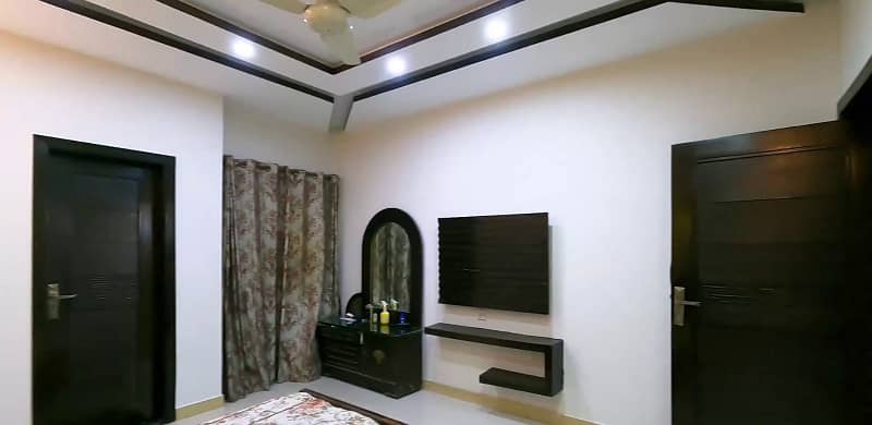 8 Marla Lavish House For SALE In Johar Town 22