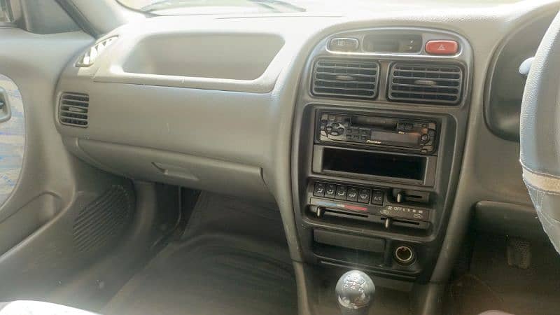 Suzuki Baleno 2005 9