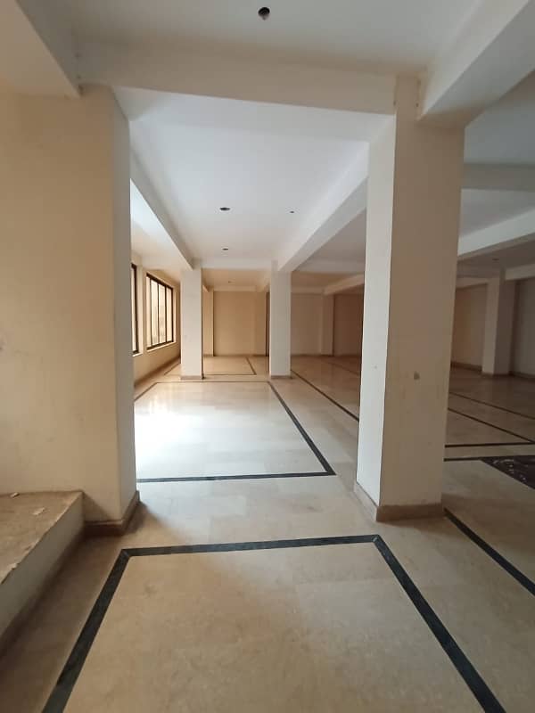 5 Floor Neat and Clean Building for Rent 1