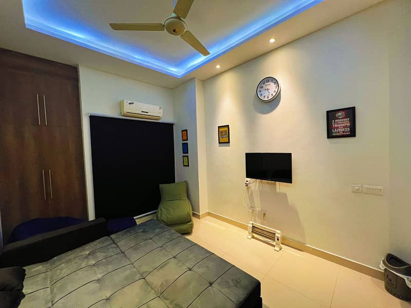 Fully Furnished Luxury Studio Apartment Available For Rent 4