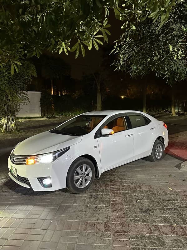 Toyota Corolla Altis 1.8 2017 4