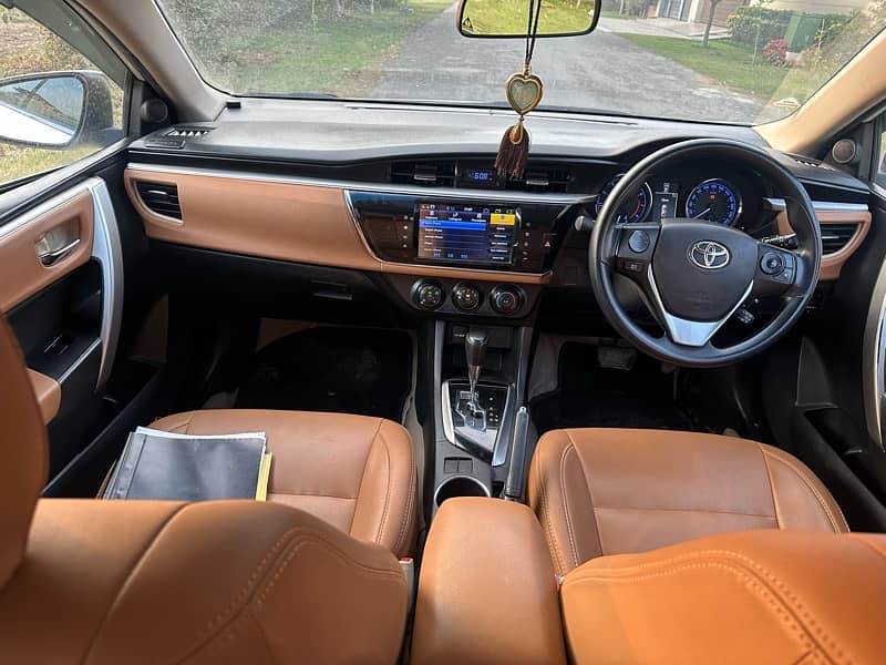 Toyota Corolla Altis 1.8 2017 17