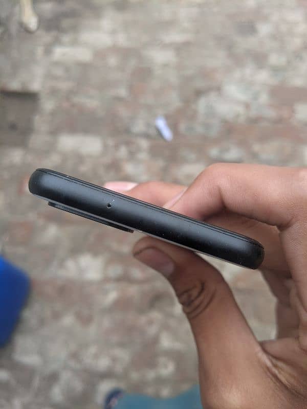 pixel 4  6/64 PTA Urgent sale 8