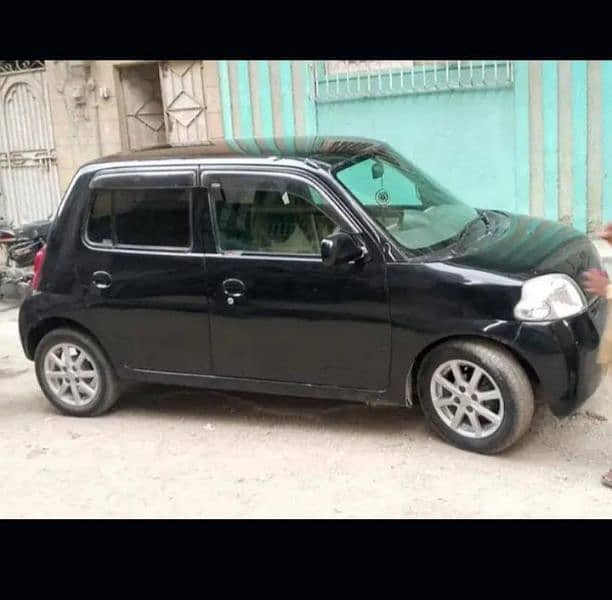 Daihatsu Esse 2012 1