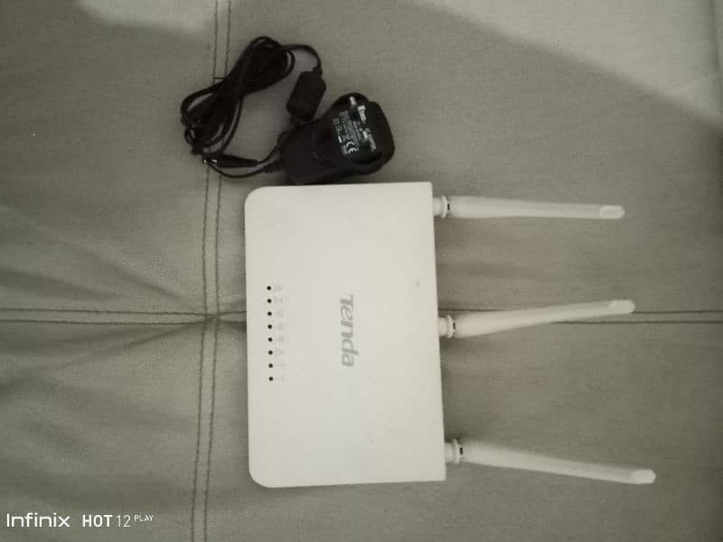 tenda wifi router 0