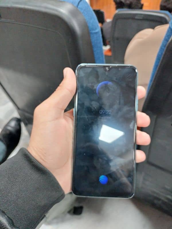 Vivo S1 pro 4 / 128 2