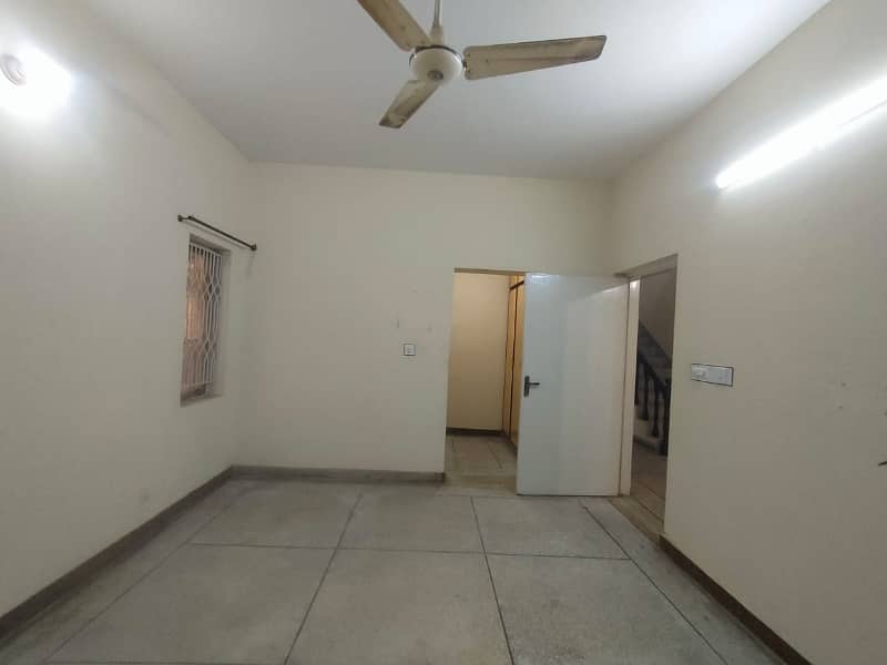 10-Marla 3-Bedroom's House Available For Rent In Askari-9 Lahore Cantt. 2