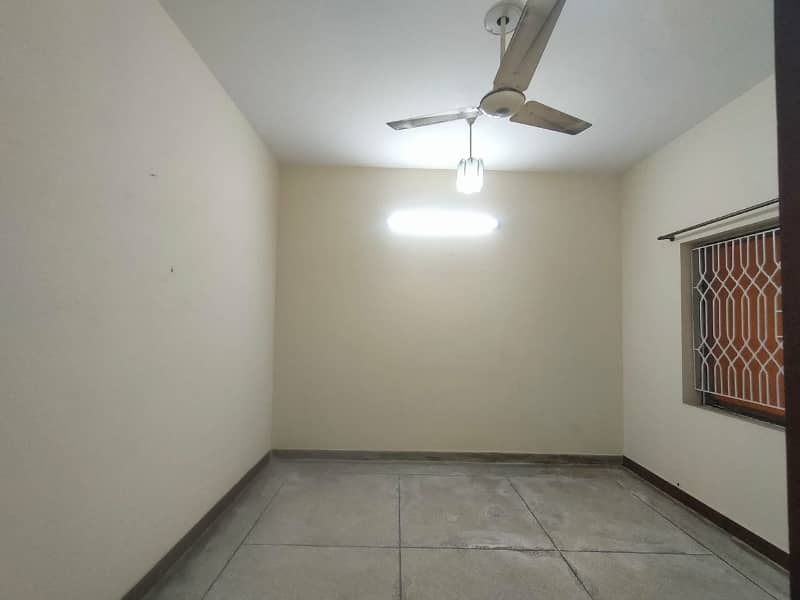 10-Marla 3-Bedroom's House Available For Rent In Askari-9 Lahore Cantt. 6