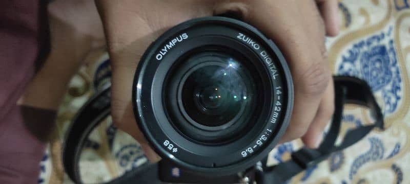 Olympus Camera Dslr 3