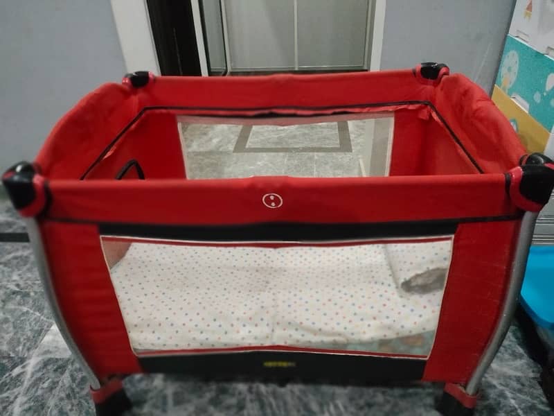 Baby cot playpen 1