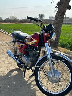 Honda 125 19 model lush condition