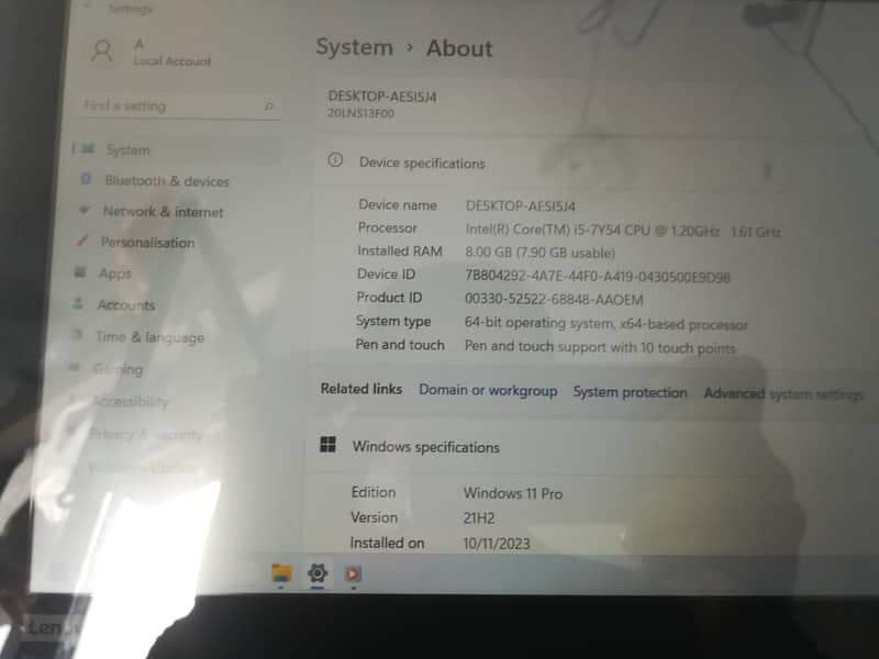 Lenovo Thinkpad yoga 11e x360 Core i5 7th Generation Touchscreen 2