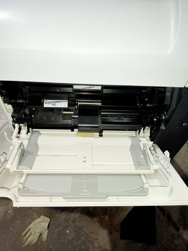 HP Laser Printer 4