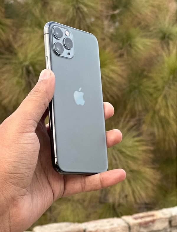 iPhone11 Pro Max 100% waterpack 8