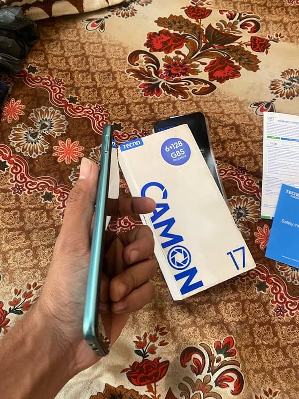 tacno camon 17 6/128GB 5000mh battery with box 3