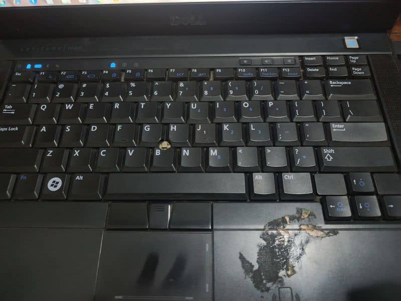 Dell Laptop E6400 series 1