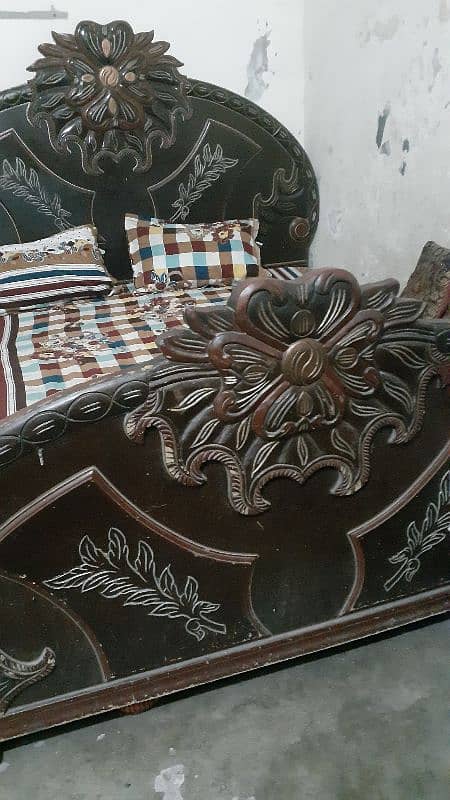 Double  Bed and Dressing for Argent Sale. 14